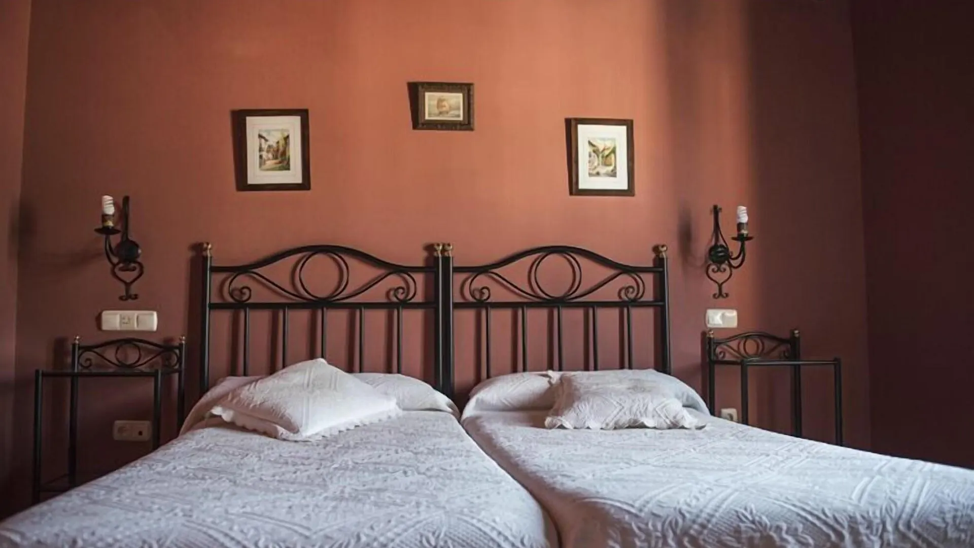 Casa Grande De El Burgo Hotel